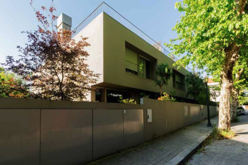 Moradia em Banda Crasto